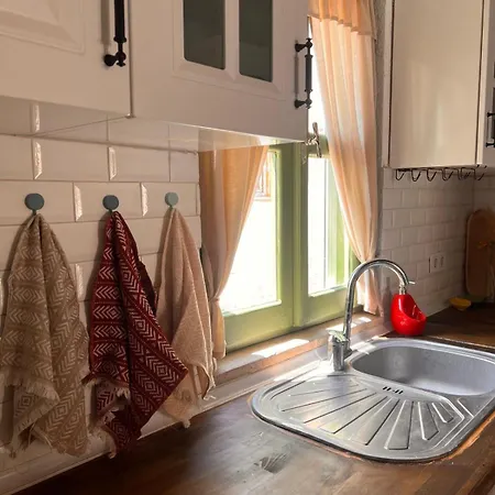 Tas Bahce * Ayvalı